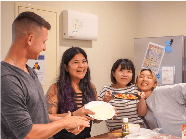 講師と英語を使ってクッキング